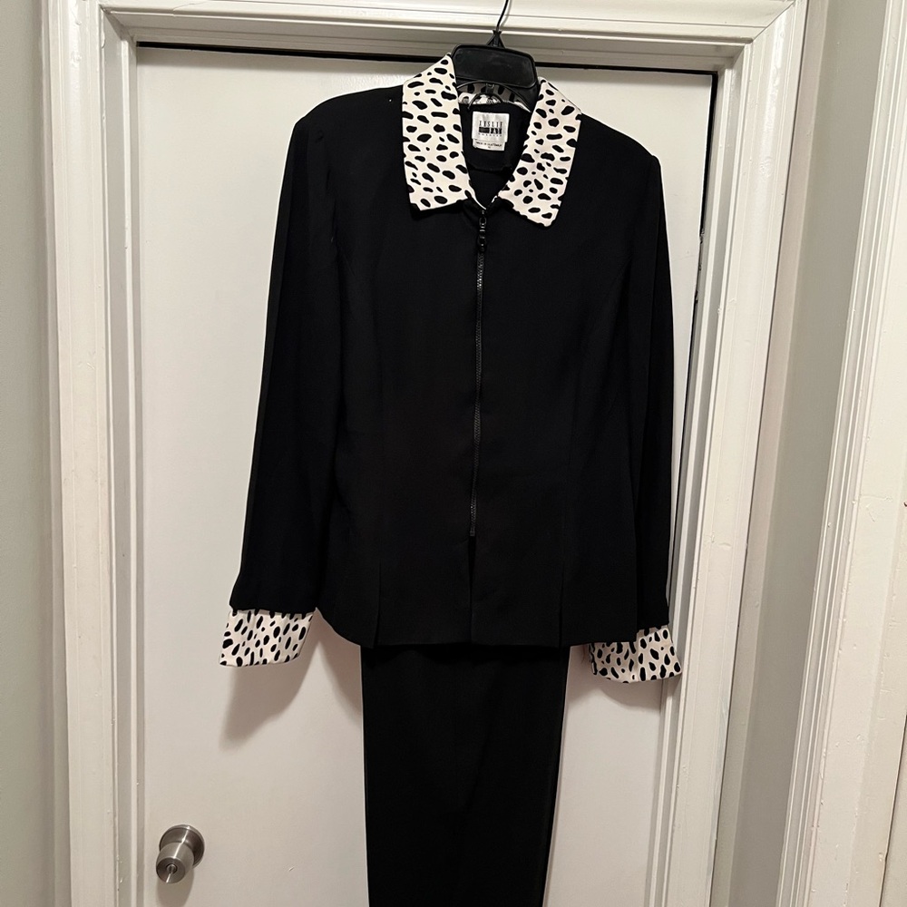 2/pc black pantsuit